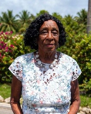 Obituary notice for Pauline Patricia Stewart